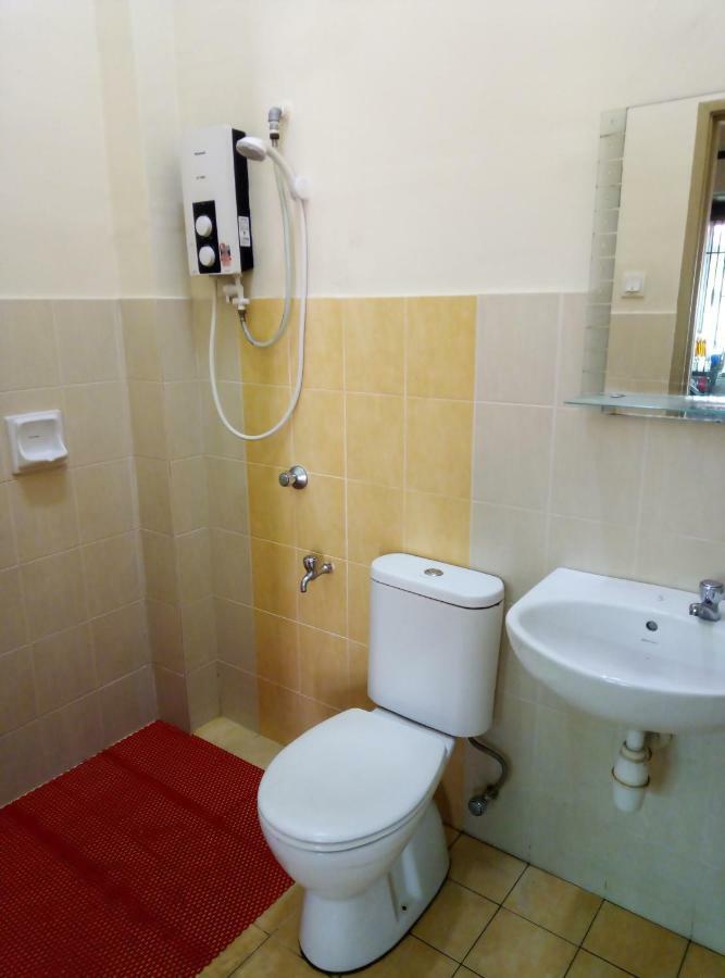 Muslim 2 Stay Malacca Kültér fotó